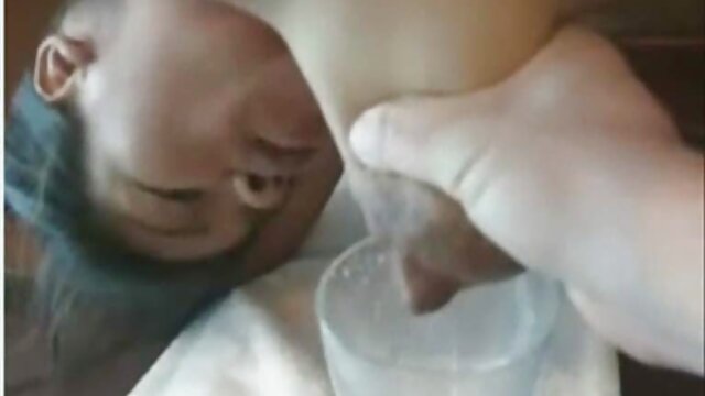 Висока дефиниција :  Секси жена се согласува да има меѓурасни секс со својата црна пријателка Бесплатни видео клипови 