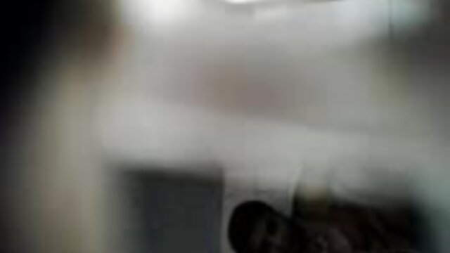 Висока дефиниција :  Двајца фраери делат една симпатична секретарка во канцеларијата Бесплатни видео клипови 